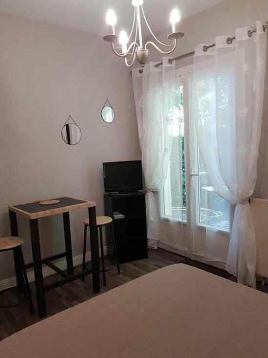 Studio Domaine Des Oliviers Сарла-ла-Канеда Экстерьер фото